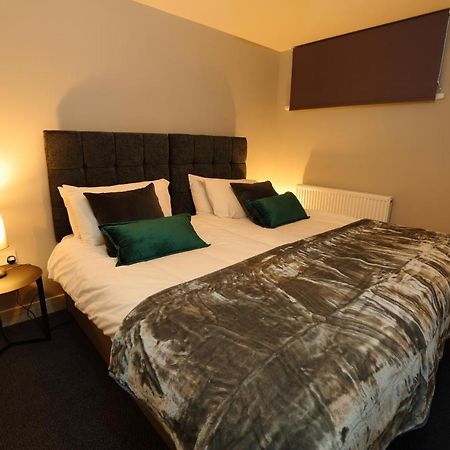 Declaration Suite Rhyl Exterior photo